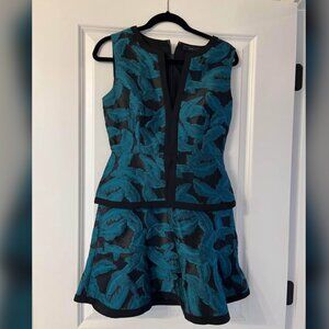 BCBGMAXAZRIA Short Frormal dress size 4